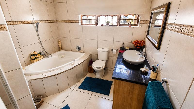 5 Bedroom Property for Sale in Dan Pienaar Free State